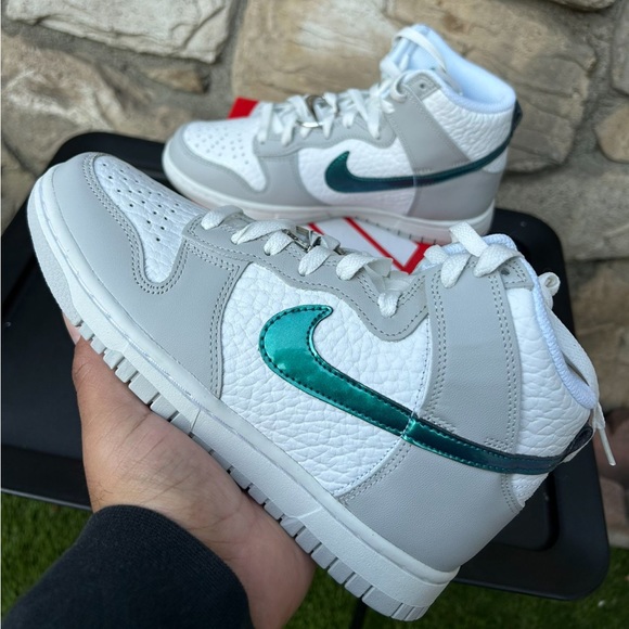 Nike Dunk High “FLS” Multiple Sizes - Picture 4 of 9